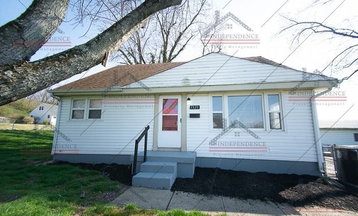 1320 Rangeley Avenue, Dayton, OH 45403 3 Bedroom House for 1,000/month