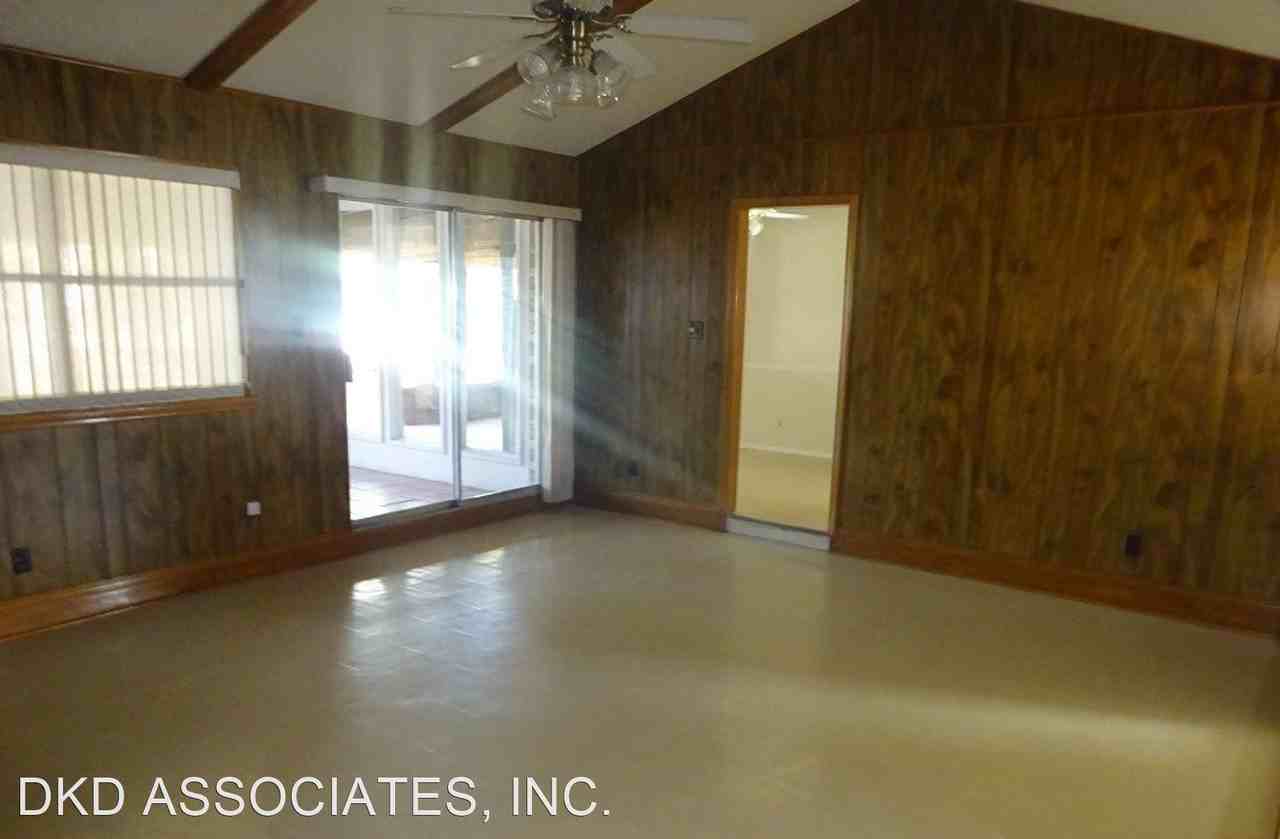 3248 Vogue Dr - Photo 3 of 24