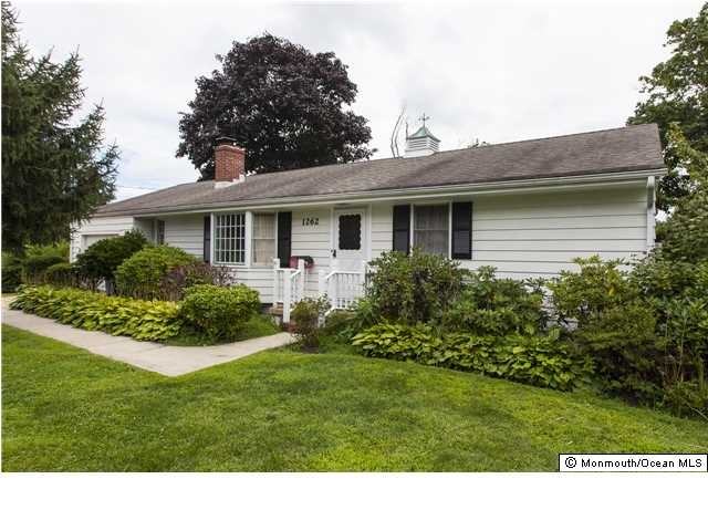 1262 Turf Dr - Photo 2 of 22