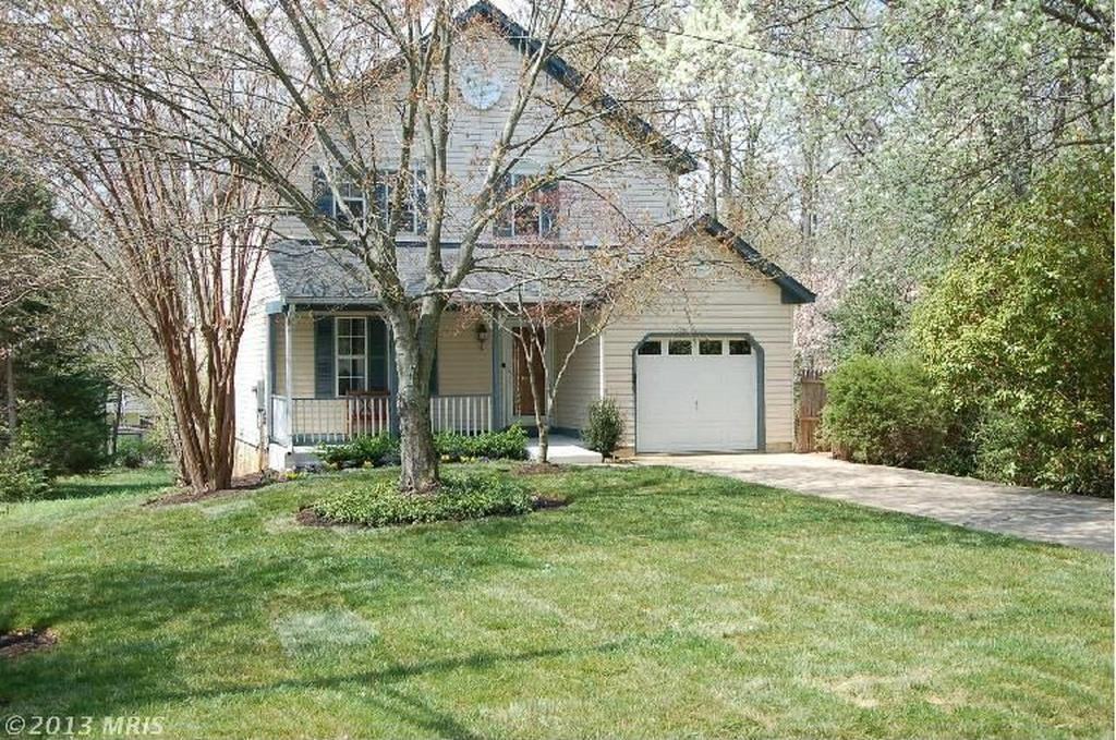 Maple Lane, Merrifield, VA 22031 3 Bedroom Apartment for 3,300/month