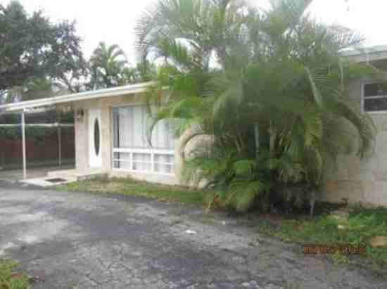 3641 Riverland Rd - Photo 2 of 13