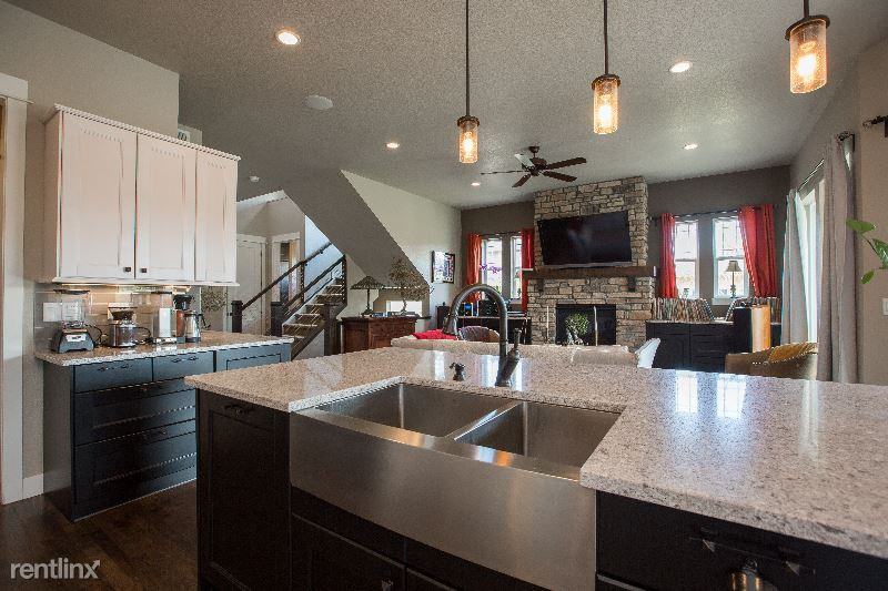 2039 Kerry Hill Dr - Photo 3 of 46