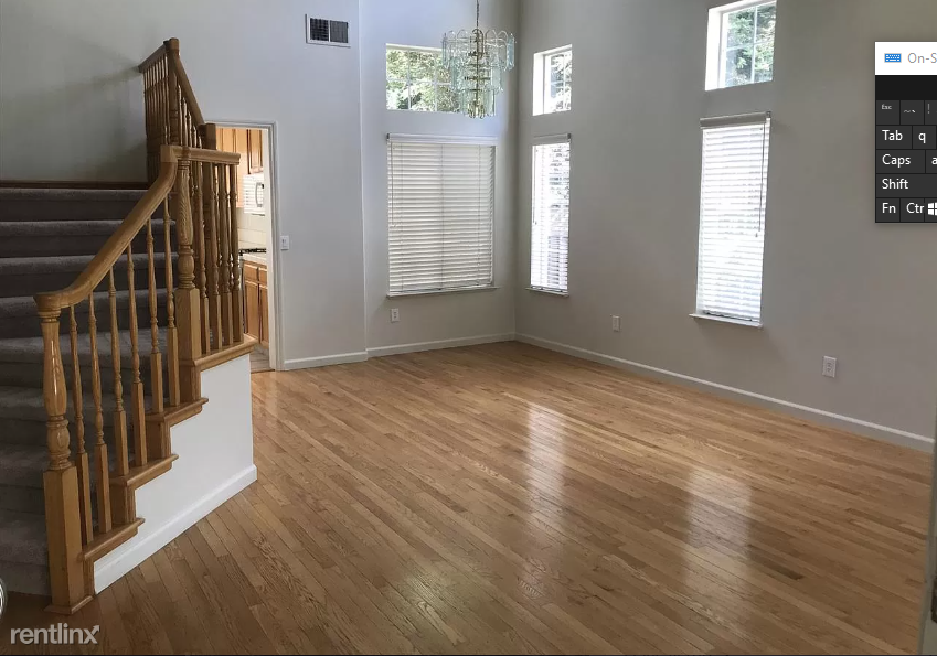 689 Apple Hill Dr - Photo 3 of 7