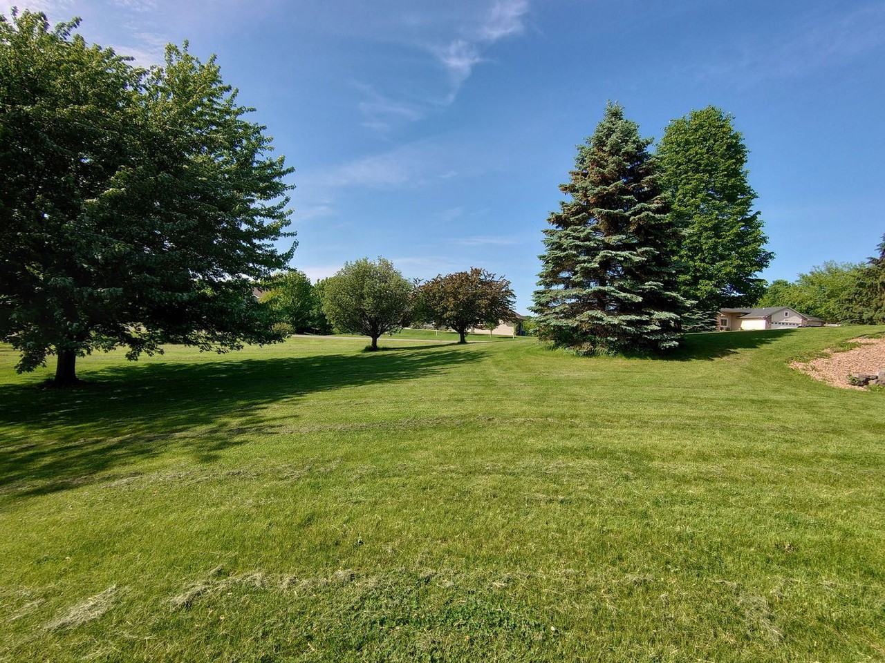 15915 54th St Ne - Photo 3 of 23