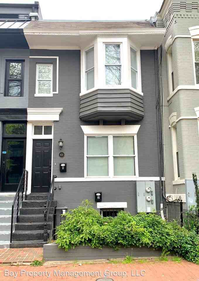 633 14th St NE - Photo 2 of 24