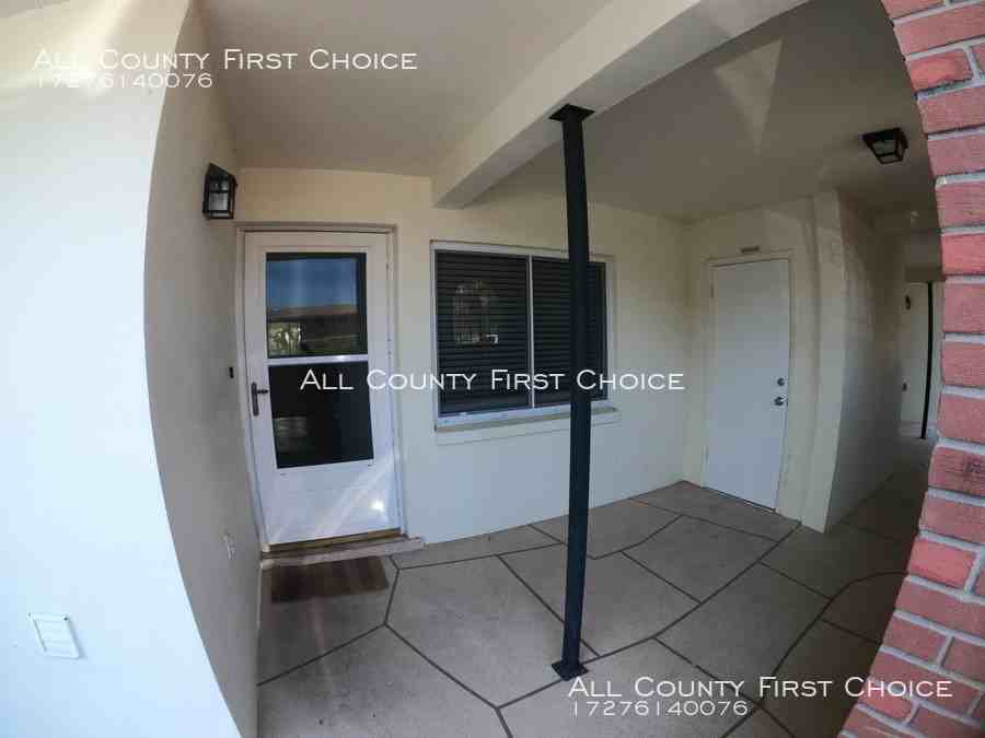 4560 Overlook Dr Ne #165 - Photo 2 of 23