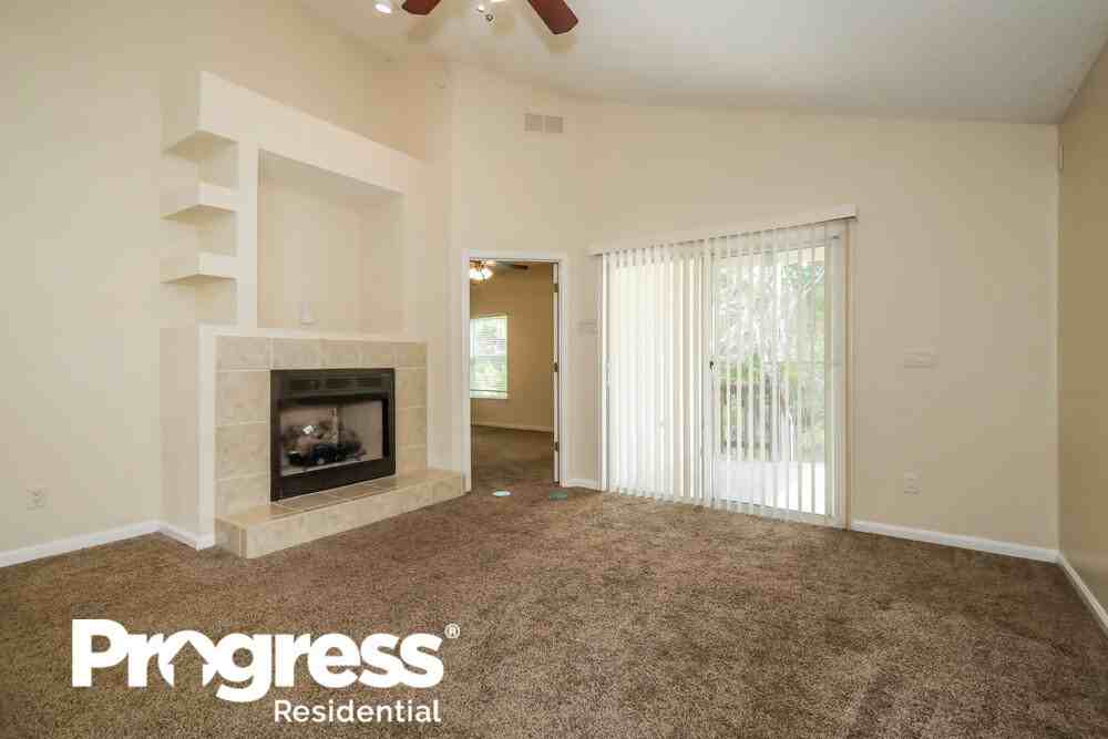 1057 Cherry Point Way - Photo 3 of 14