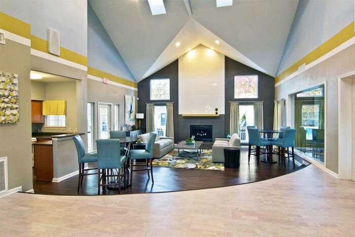 10309 Willow Run Rd #2H - Photo 2 of 7