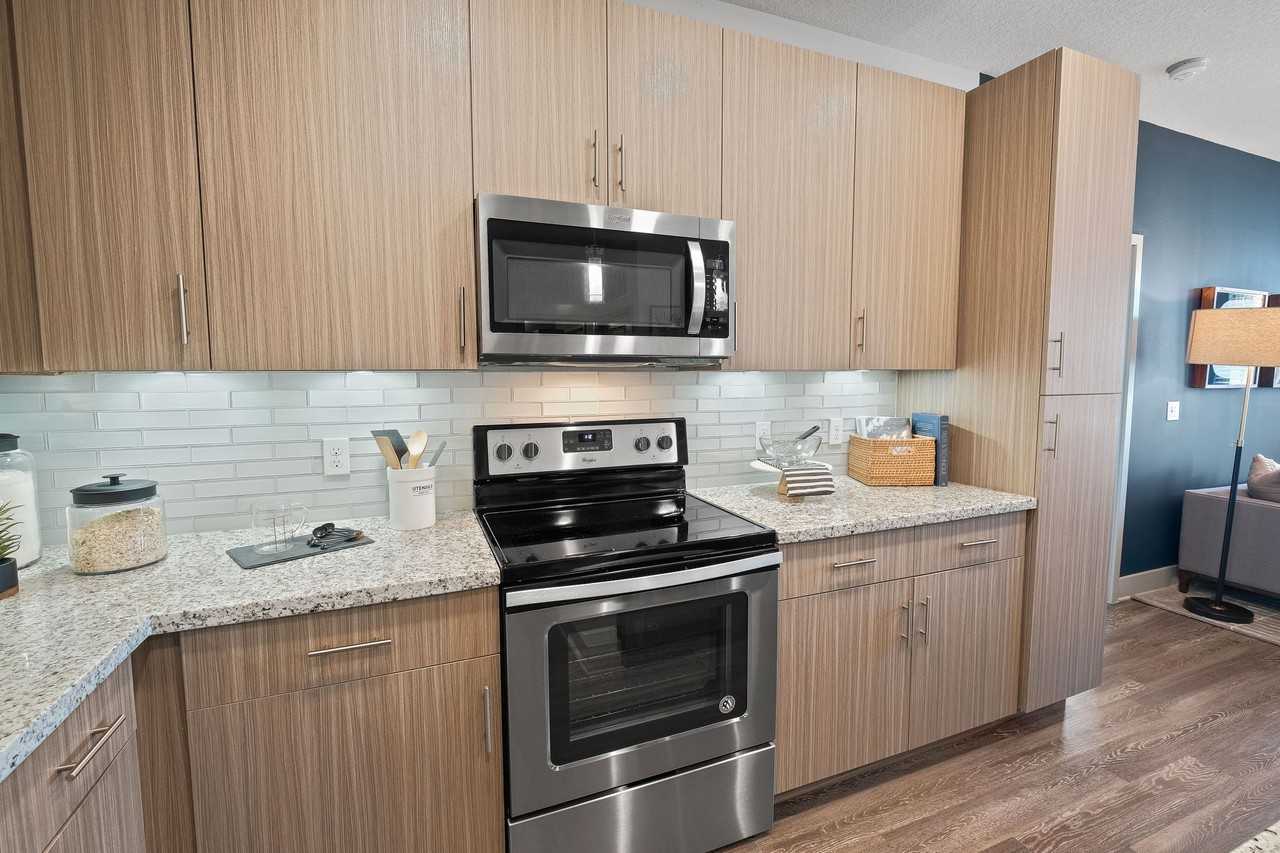 Lantower Grande Flats - Photo 3 of 34