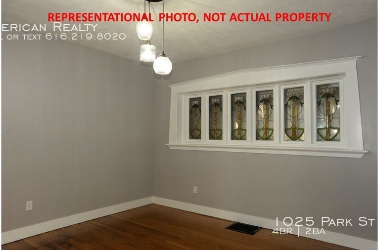 1025 Park St Sw - Photo 3 of 6