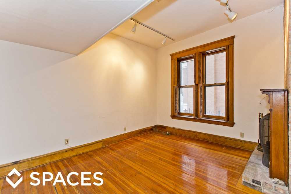 1010 W Altgeld St - Photo 2 of 7