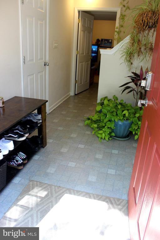 9038 Falcon Glen Court - Photo 2 of 36