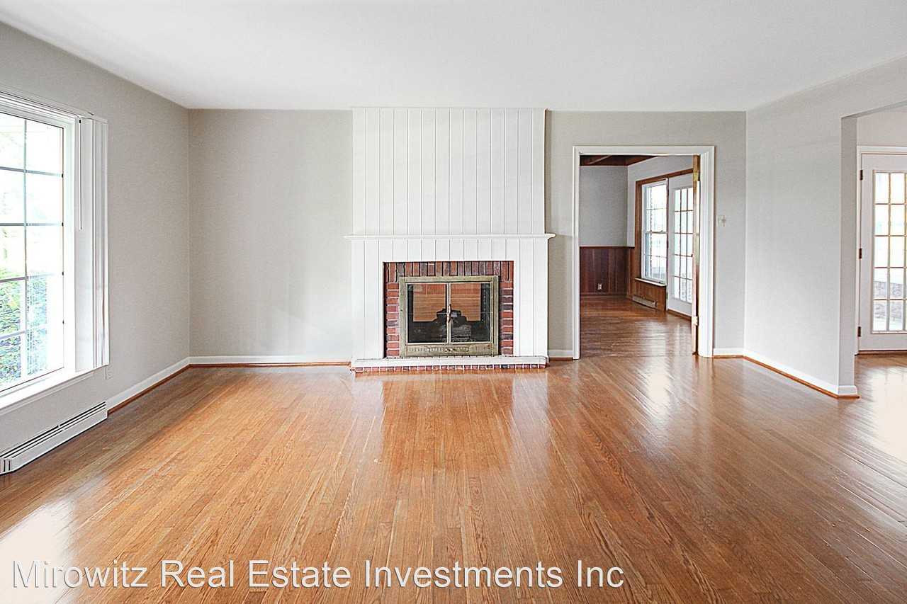 12305 Conway Rd - Photo 3 of 18