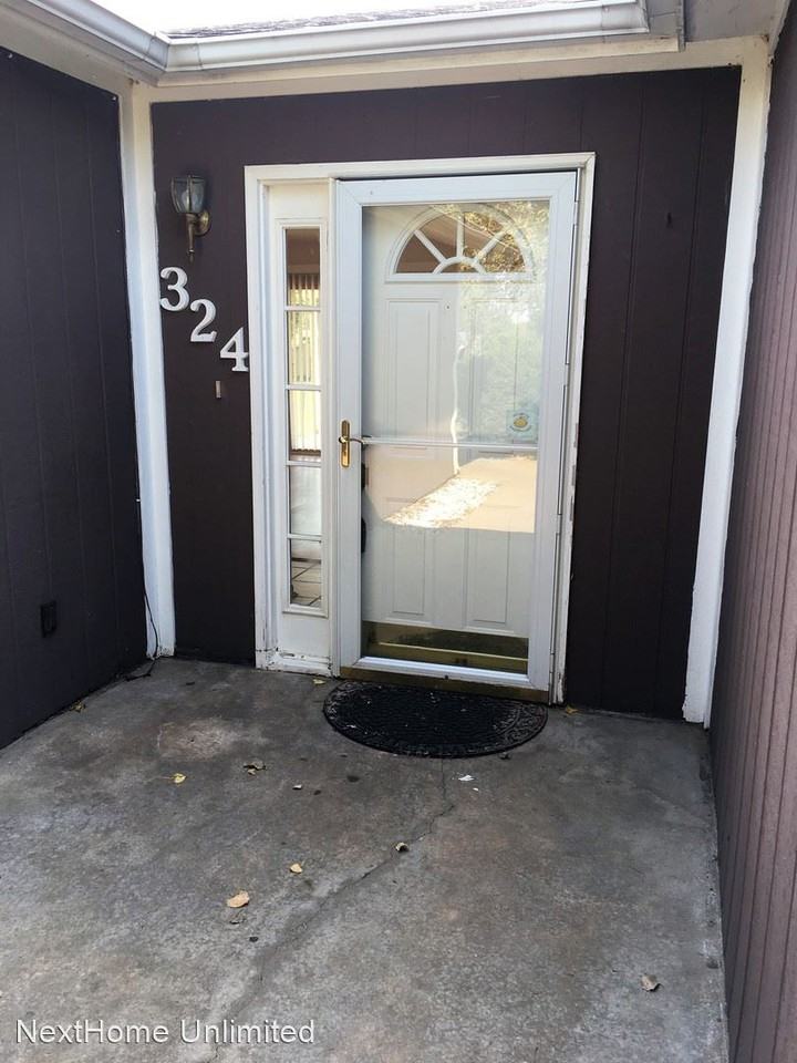 324 Palomino Ln - Photo 2 of 17