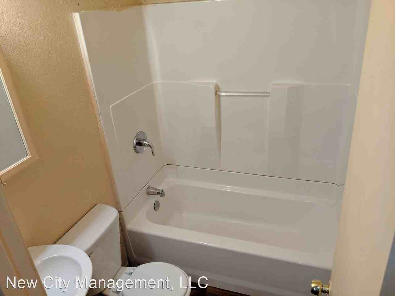 6824 Bellefontaine Ave - Photo 2 of 11