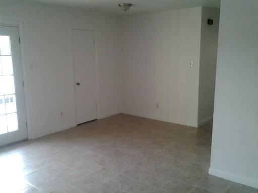 410 W Meadowview Rd - Photo 2 of 7