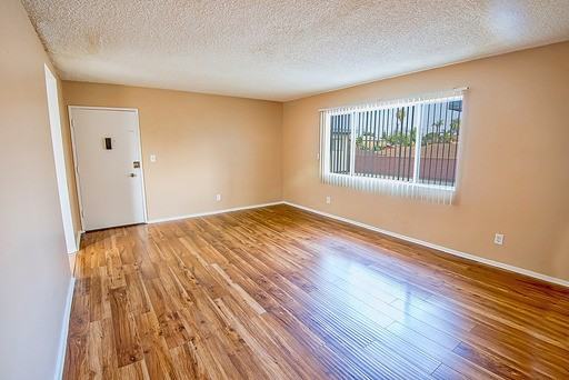 919 S Flower St #02 - Photo 2 of 6