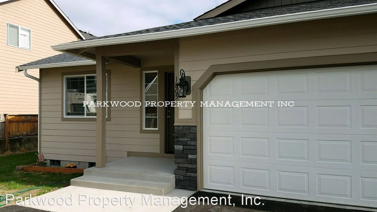 1805 & 1807 174th St E - Photo 2 of 16