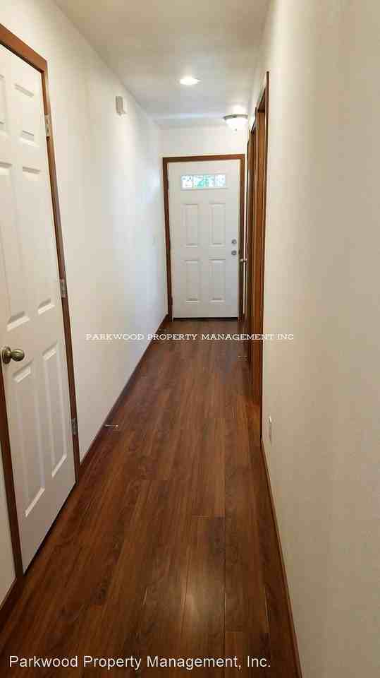 1805 & 1807 174th St E - Photo 3 of 16