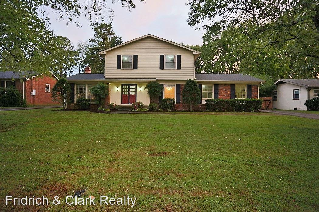 727 Harpeth Pkwy W - Photo 2 of 31