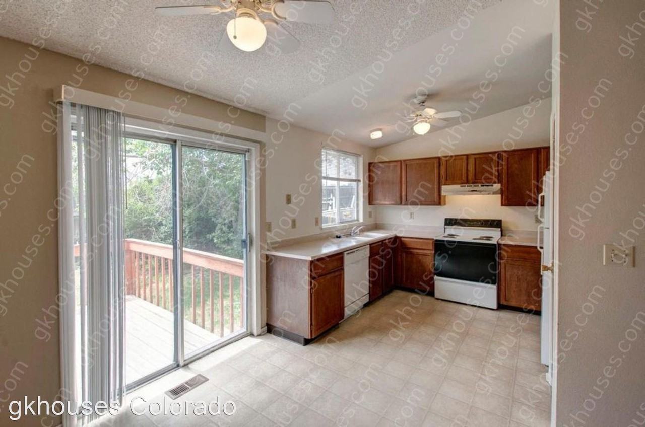 4264 S Fundy Way - Photo 2 of 14