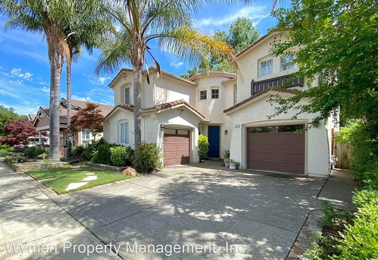 35 Summerbrooke Cir - Photo 2 of 30