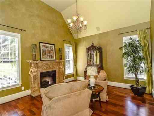 5223 Lake Wylie Road - Photo 3 of 15