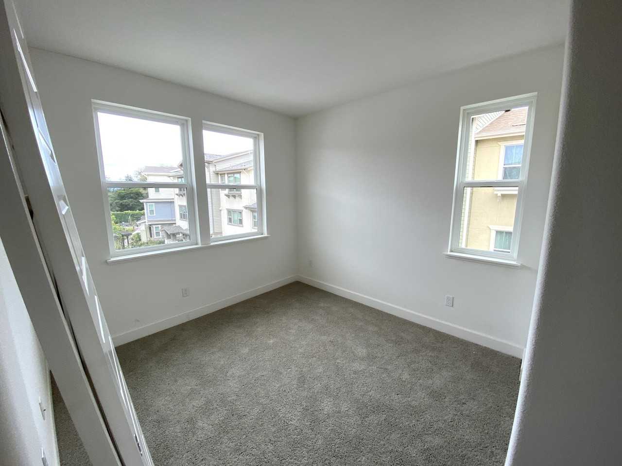 39409 Mission Blvd - Photo 3 of 17