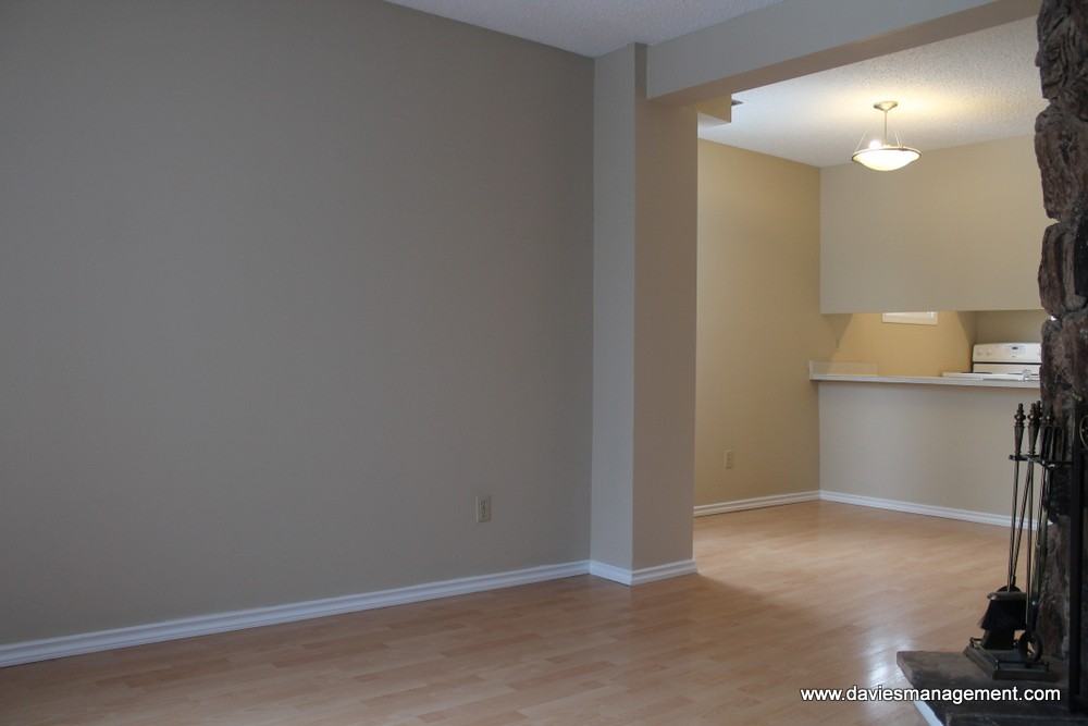 185 Lancaster Terr Nw - Photo 3 of 14