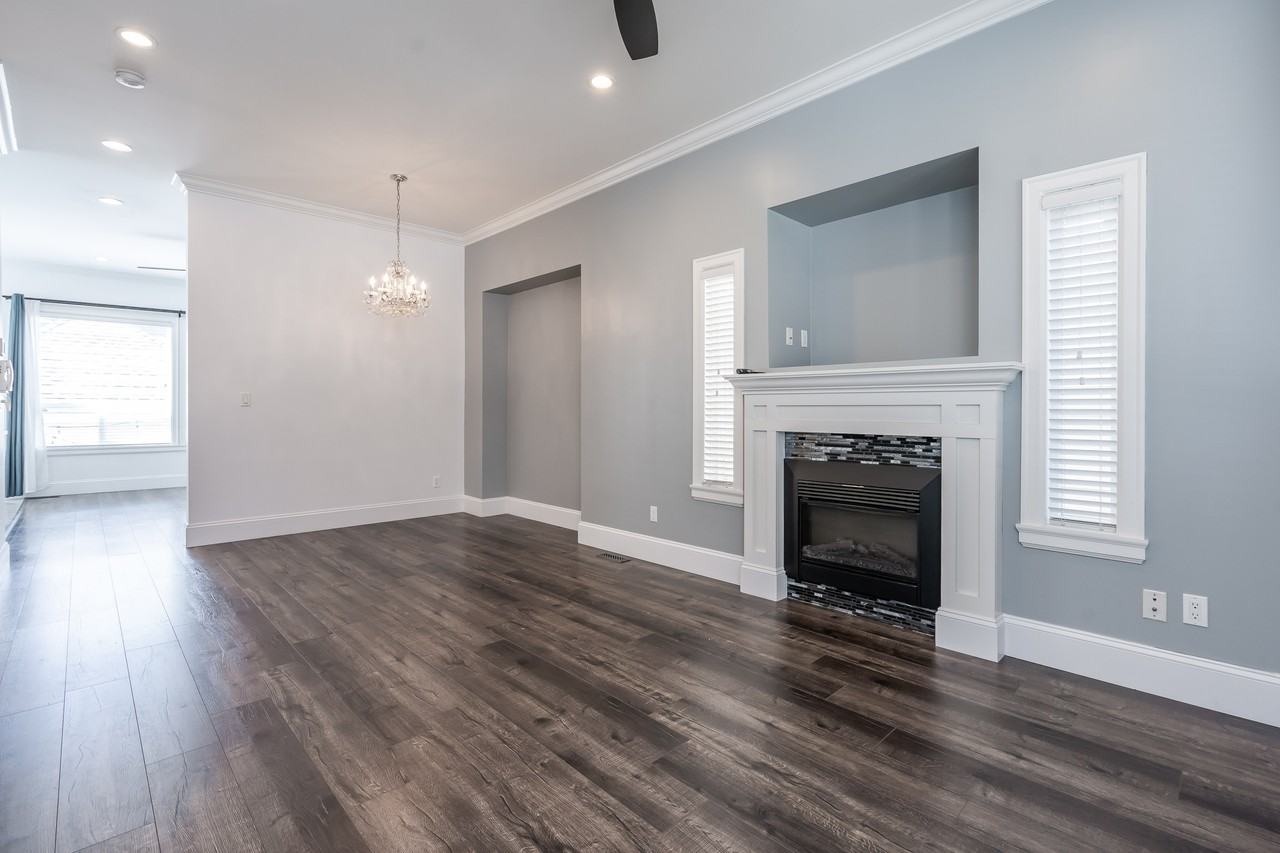 12898 60 Ave - Photo 2 of 21