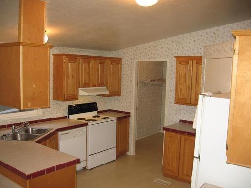 2113 349th St E - Photo 3 of 4