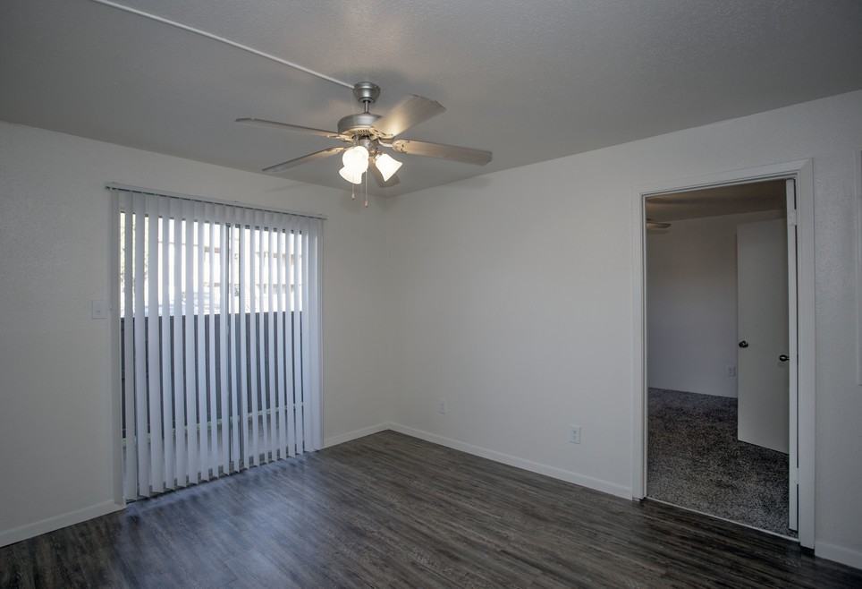 Madison Square - Photo 5 of 17