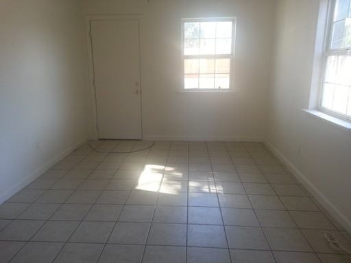 2103 Donald St - Photo 2 of 2