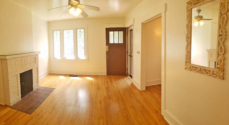 528 S Franklin St - Photo 2 of 16