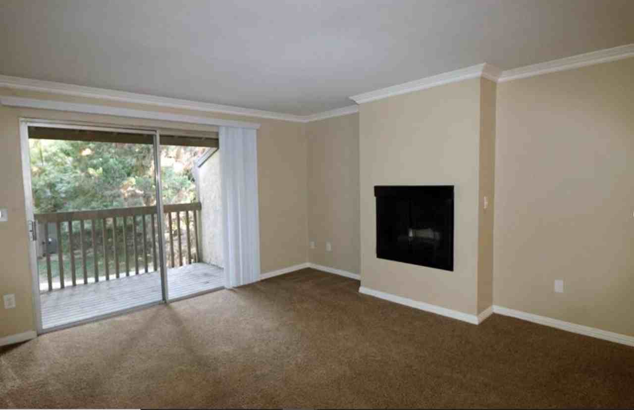 Greenhouse - Photo 4 of 21