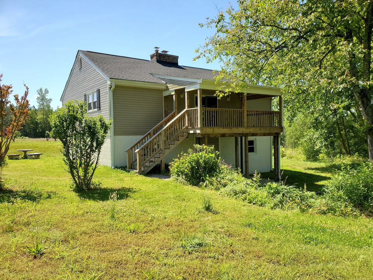 296 Minter Lane - Photo 2 of 10