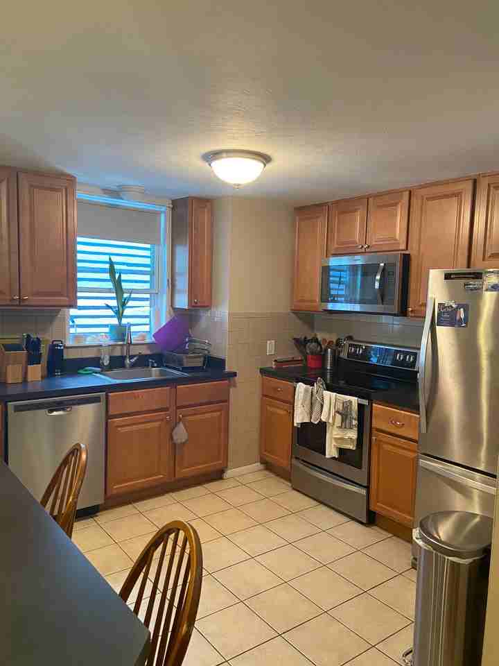 511 East Broadway #2