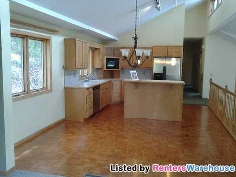 612 Hillwood Ct - Photo 2 of 12