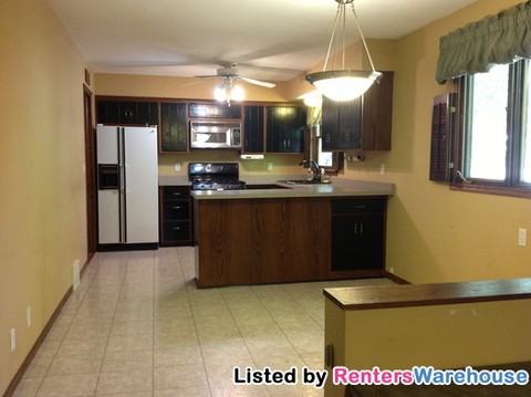 7105 146th St W - Photo 2 of 15