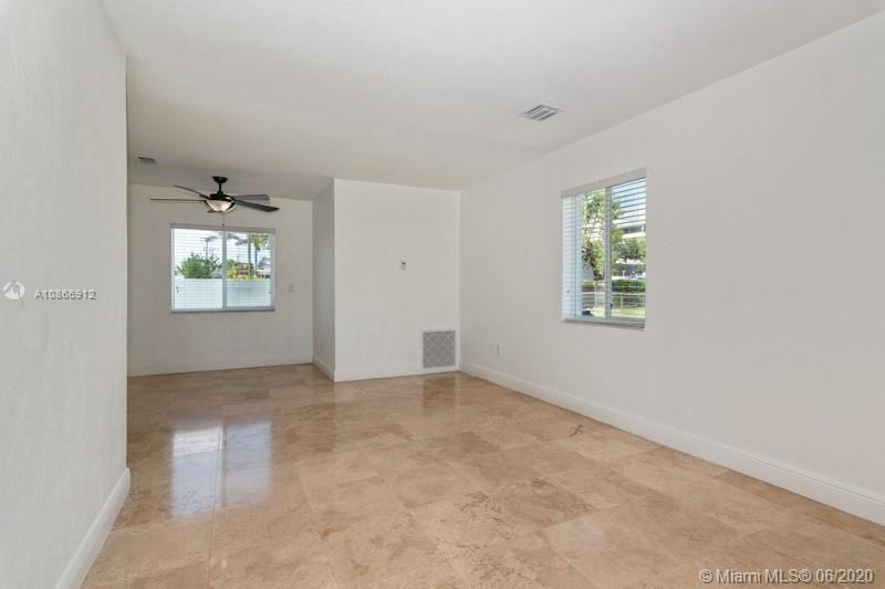 7400 Sw 39th Ter - Photo 2 of 10