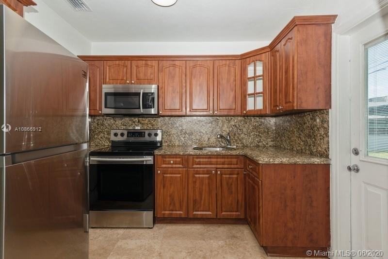 7400 Sw 39th Ter - Photo 3 of 10