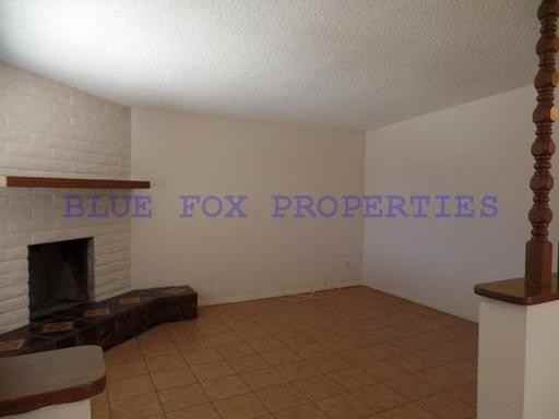 1620 W Delaware St - Photo 2 of 7