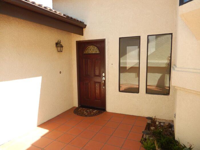 147 Searidge Ct - Photo 3 of 17