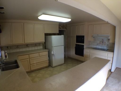 1112 Blue Lake Square - Photo 3 of 17