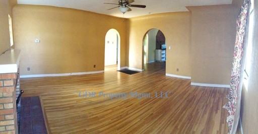 237 Adams St NE - Photo 3 of 15