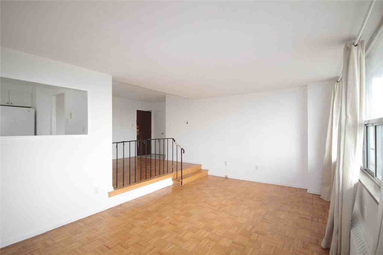 20 Forest Manor Road #70 - Photo 3 of 11