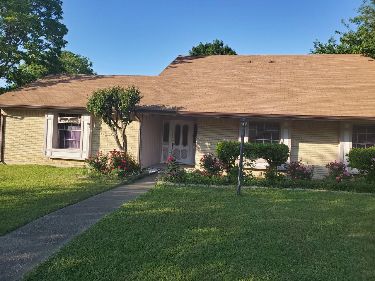 25 Grant Circle - Photo 3 of 45