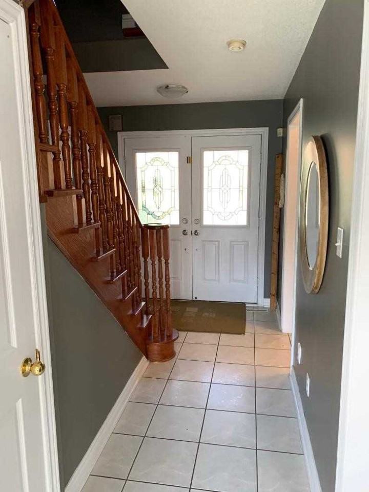 18 Inverness Close - Photo 2 of 27