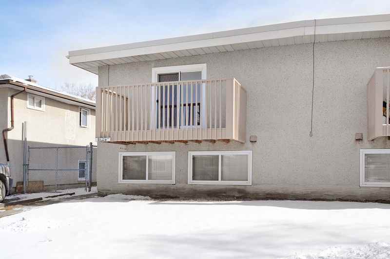 Close to International Ave and Major Amenities Apartments 1828 42 St