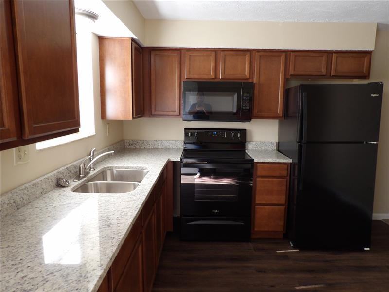 1240 Garvey Ave - Photo 3 of 23